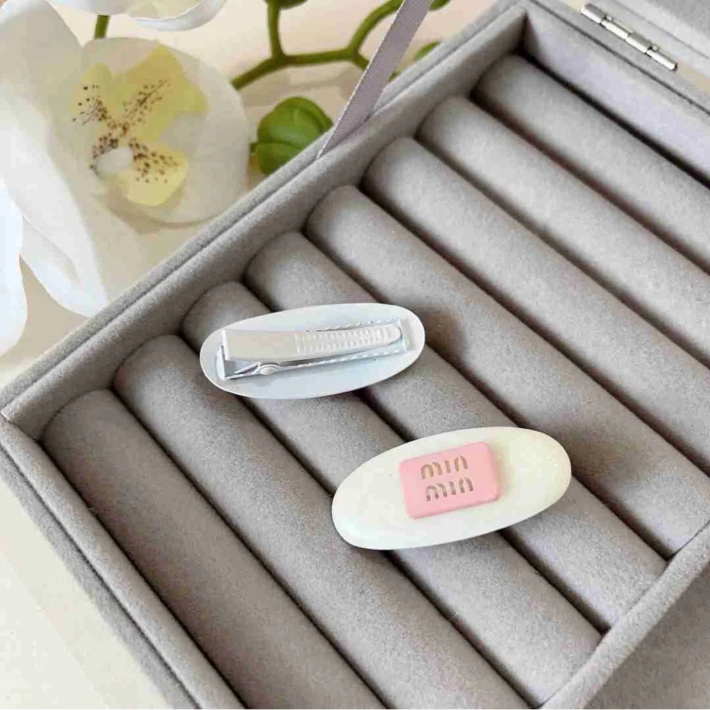 Miu Miu Women's Hair Clip - Picture 2 of 6